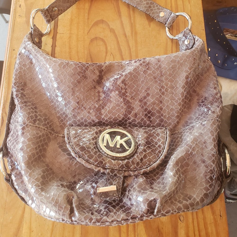 RARE very hard to find Michael kors snakeskin bag with logo in front